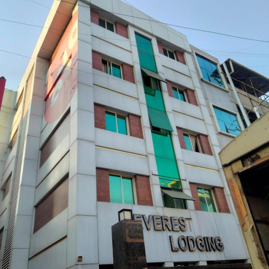 Hotel Everest Navi Mumbai Buitenkant foto