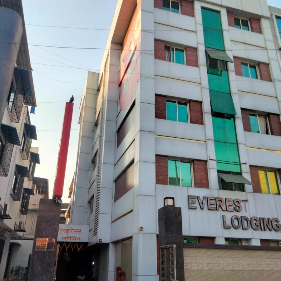 Hotel Everest Navi Mumbai Buitenkant foto