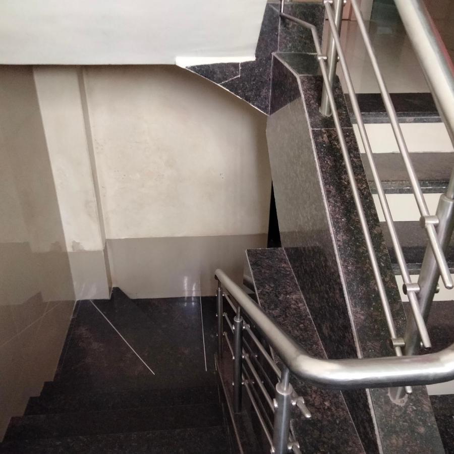Hotel Everest Navi Mumbai Buitenkant foto