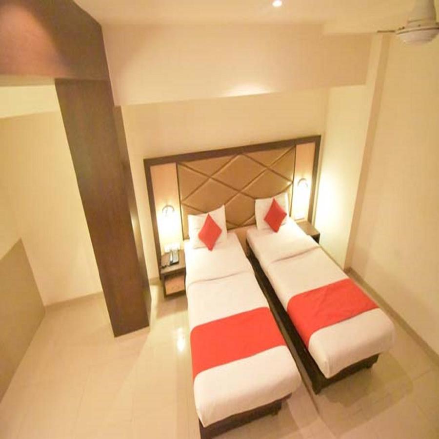 Hotel Everest Navi Mumbai Buitenkant foto